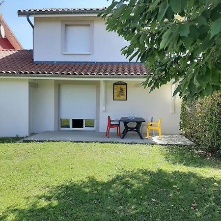 Gite L'Etape Pirajoux エクステリア 写真